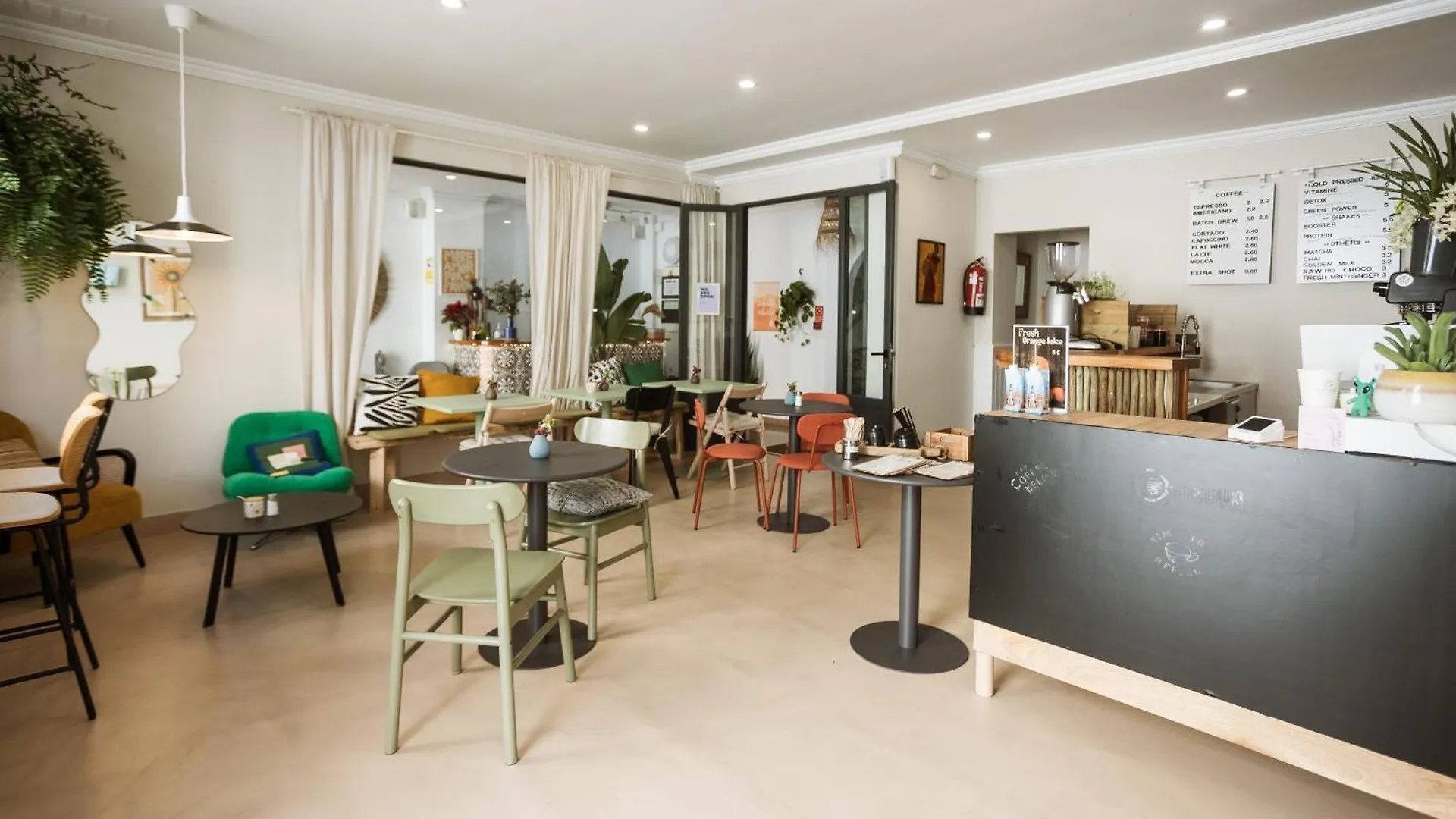 Naim Guest House Nerja Spagna