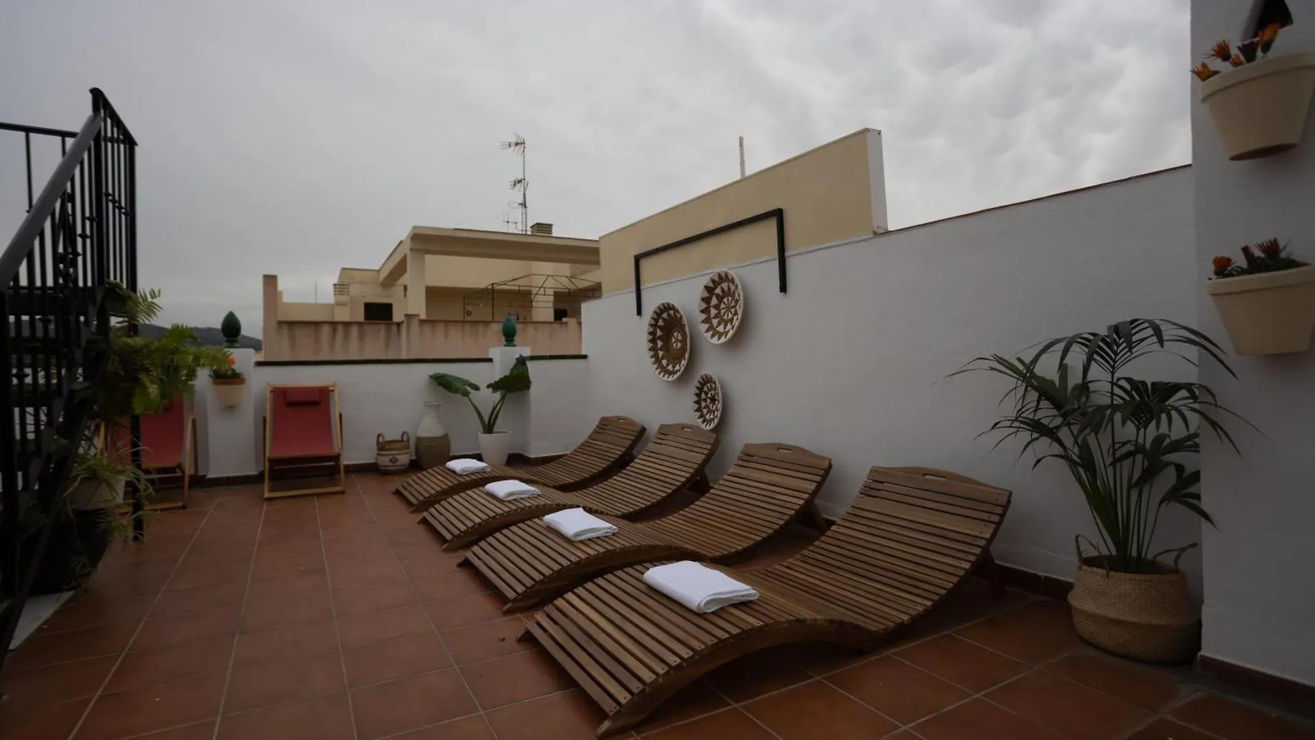 Naim Guest House Nerja